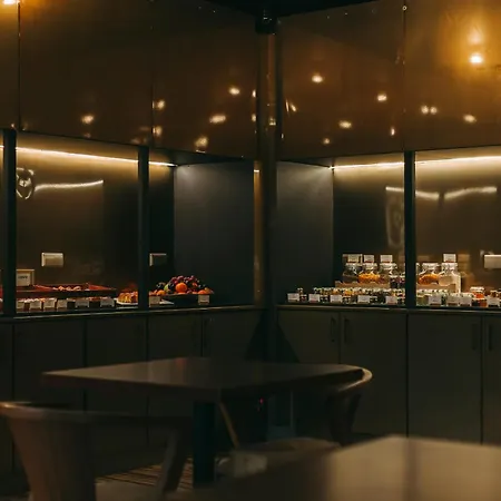 托雷尔前卫酒店 波尔图