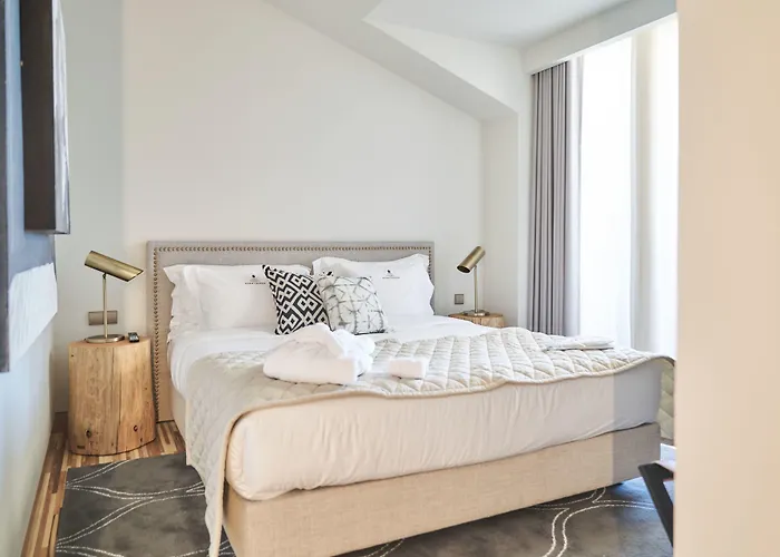 托雷尔前卫酒店 5*