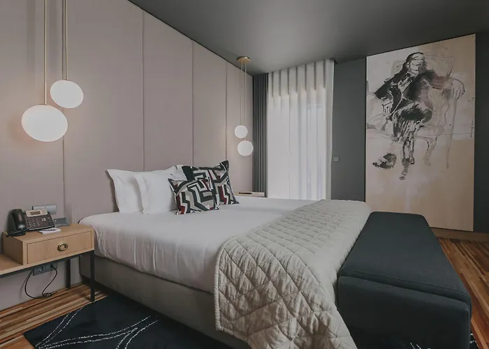 托雷尔前卫酒店 波尔图