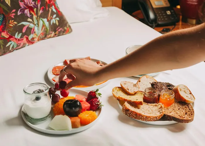 托雷尔前卫酒店 5*