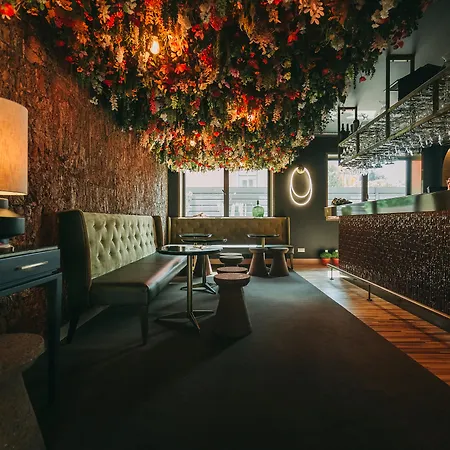 Torel Avantgarde Oporto