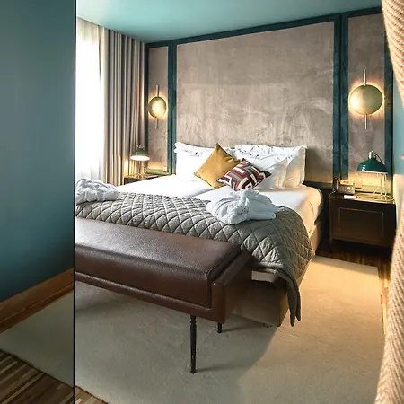 Hotel Torel Avantgarde 5*