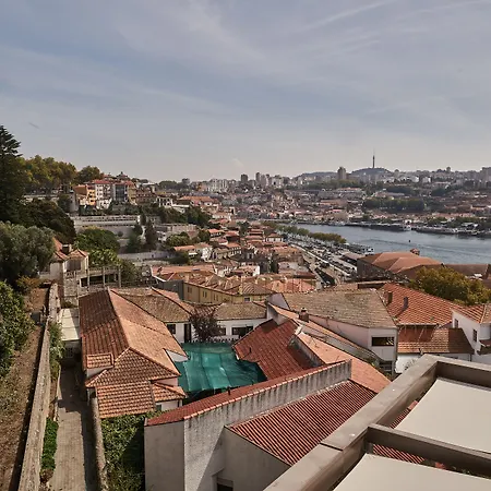 Hotel Torel Avantgarde 5*