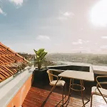 호텔 토렐 아방가르드