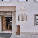 토렐 아방가르드 호텔 5*